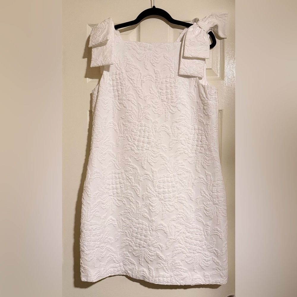 NWT Lilly Pulitzer Carmine Stretch Shift Dress in Resort White pineapple print